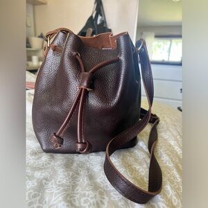 Bucket bag